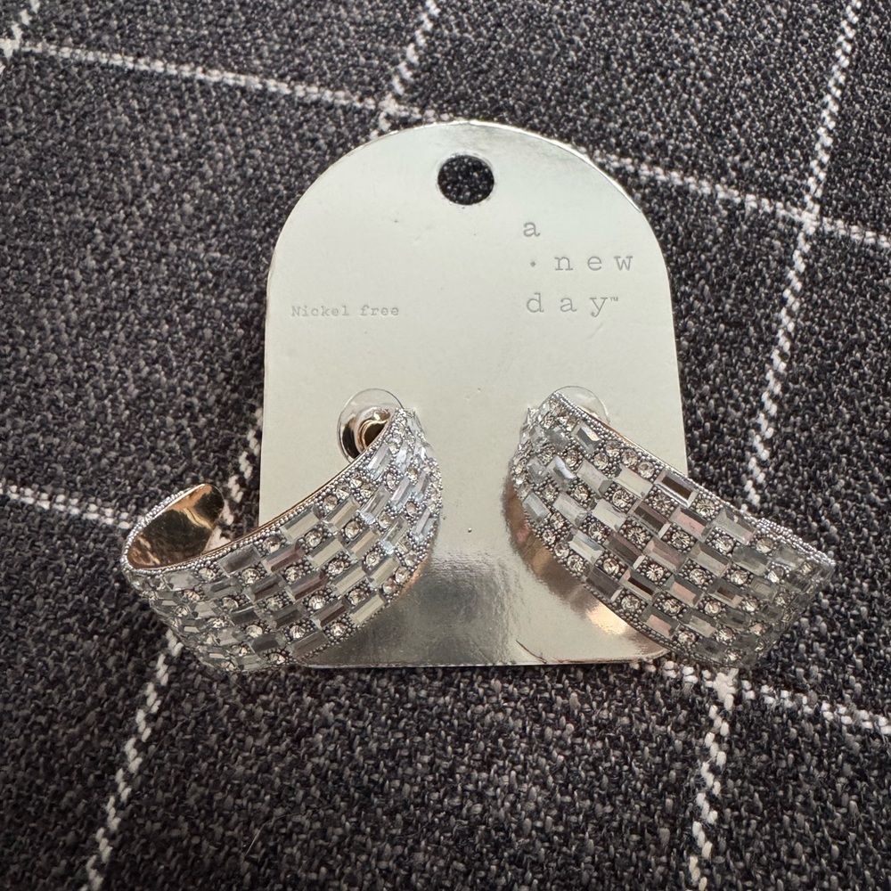 A New Day Silver Geo-Texture Drop Earrings